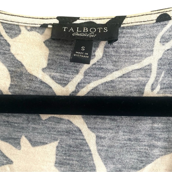 Talbots Wrap Blouse Small Cream Black Floral Flutter Sleeves - Picture 3 of 6